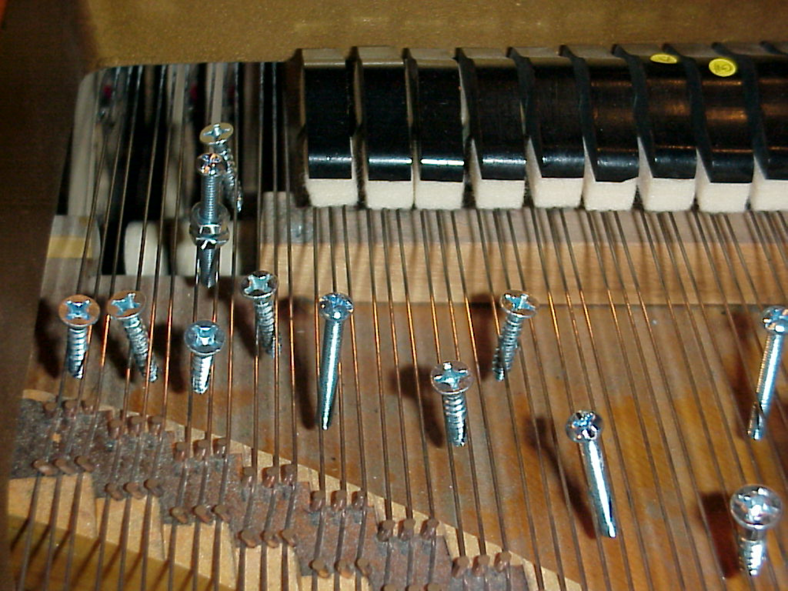 XPerimental - 21.04.2012 - En public - Détournement d'instruments et instruments orthodoxes episode artwork