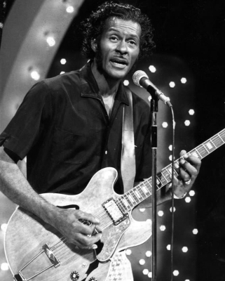 Chuck Berry dans l'émission de télévision américan "The Midnight Special" en 1973.