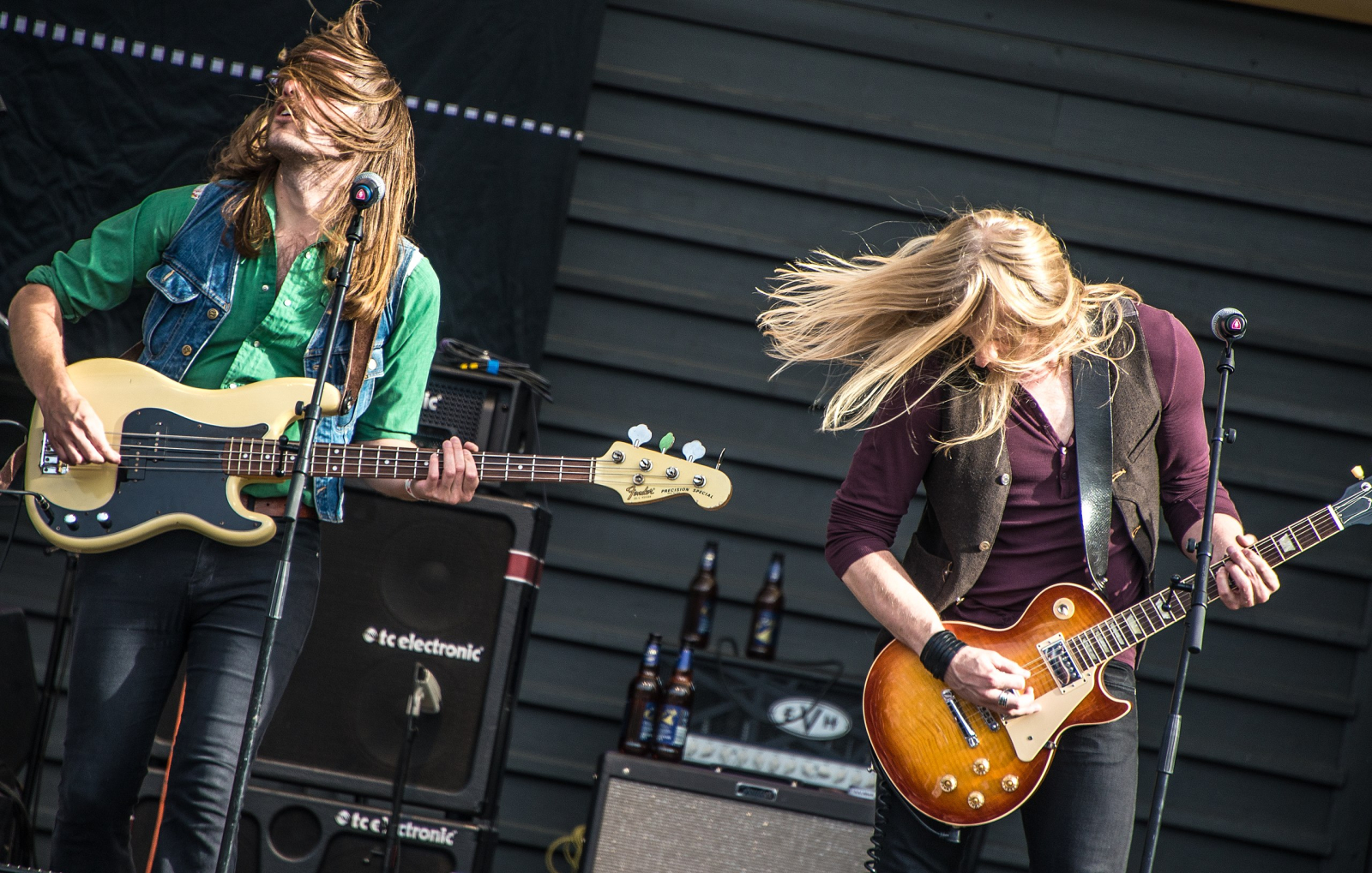 Let There Be Rock - 13.12.2021 - Headbanging... episode artwork