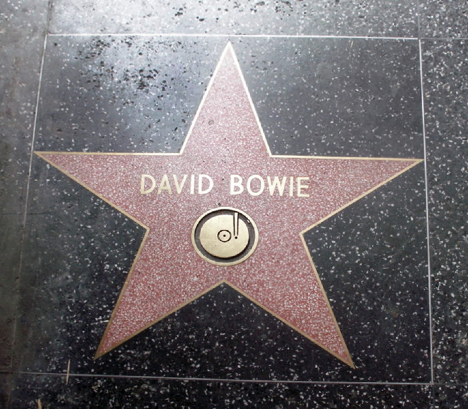 Let There Be Rock - 06.06.2022 - On s'fait une face ? Bowie 1970 episode artwork