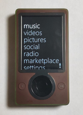 Le fameux Zune MP3 offert à Star-Lord à la fin de l'épisode 2, en remplacement de son Walkman cassé.