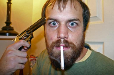 Lache cette clope... s'il te plait, LACHE CETTE CLOPE !!!!