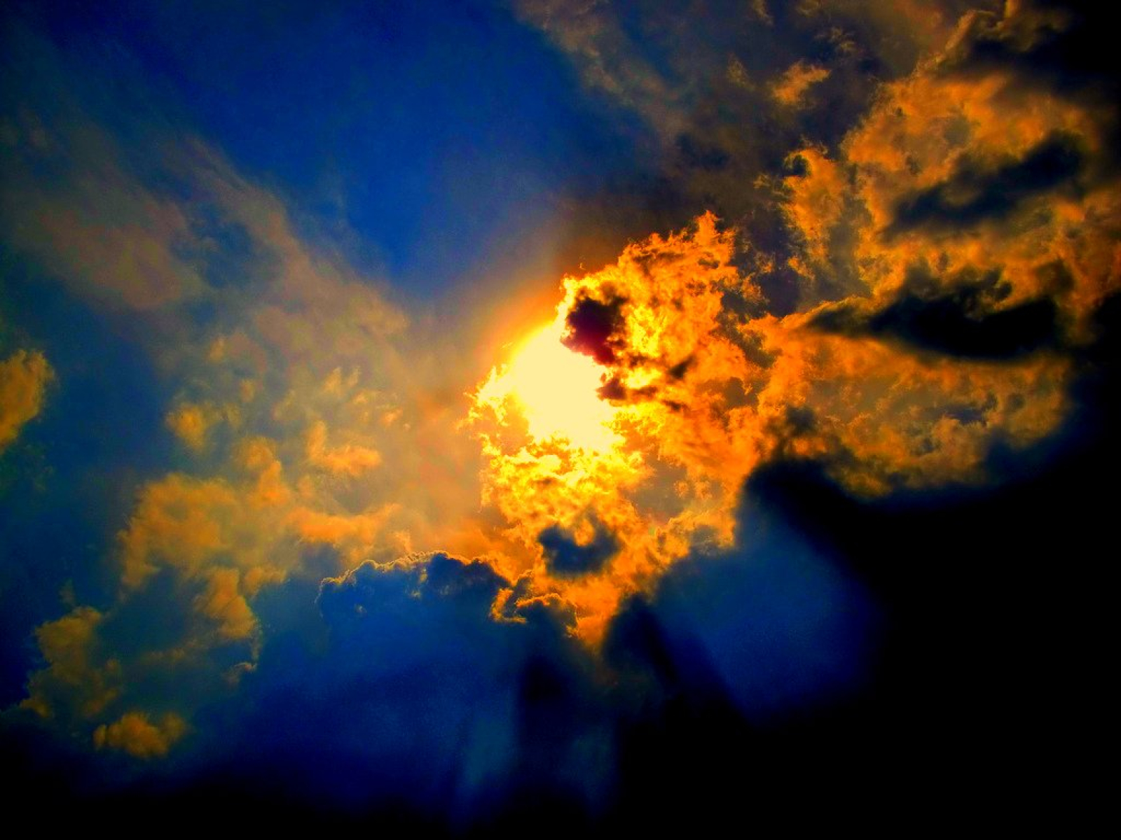Ondes Sensibles - 29.10.2014 - #86 Les nuages episode artwork
