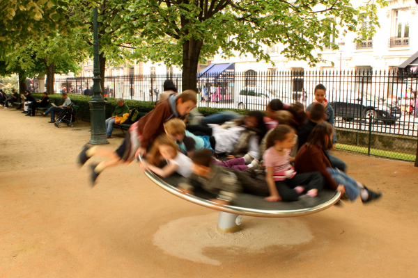 Radio Libre, c'est un peu comme des enfants drogués sur un tourniquet : des hallucinations et du vomi.