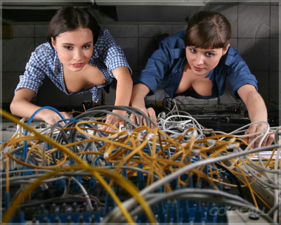 Nos deux techniciennes sont à pied d'oeuvre pour que tout soit prêt ce soir